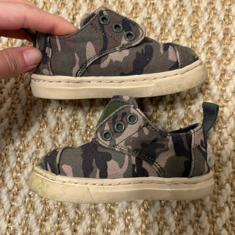 Baby Toms